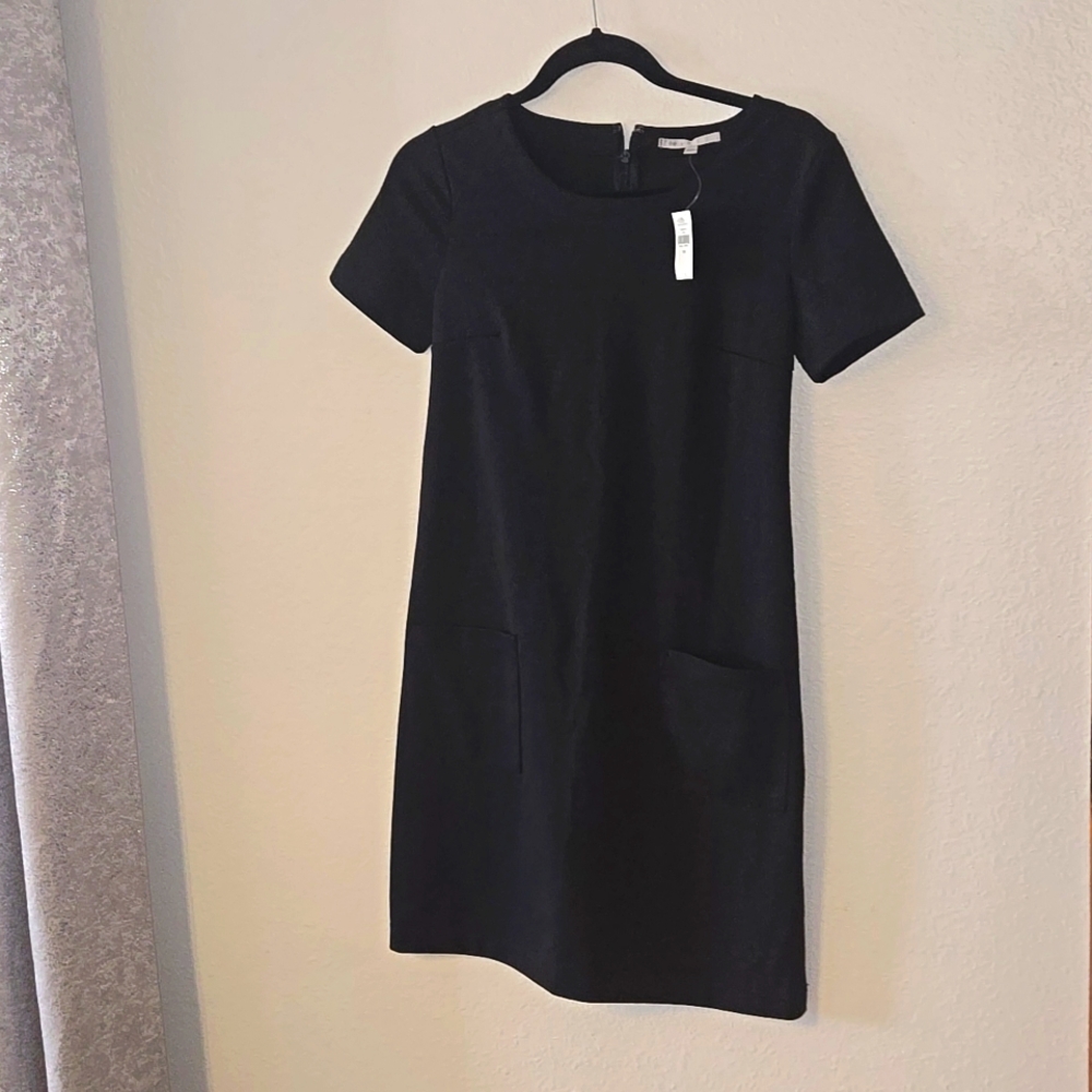 NWT Gap black shift dress XS
